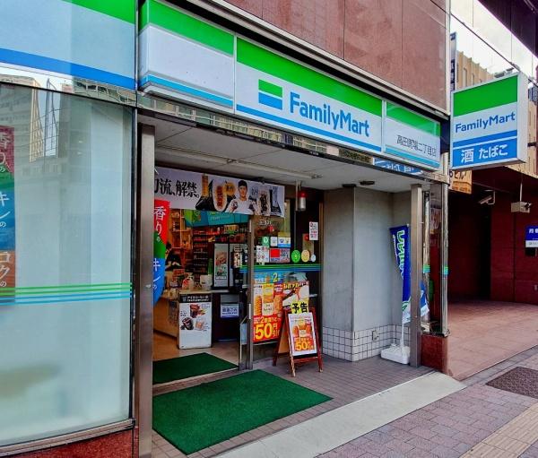 オーベル高田馬場(ファミリーマート高田馬場二丁目店)