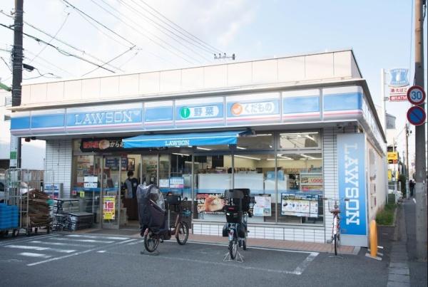 テラッツァ祖師ヶ谷大蔵(ローソン世田谷砧五丁目店)