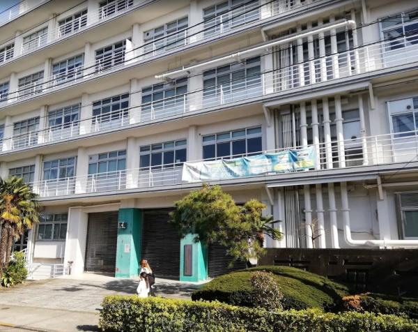 パウゼ松濤(東海大学付属図書館渋谷図書館)