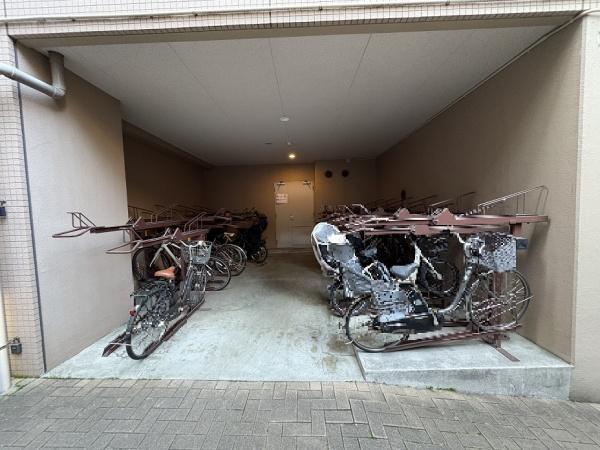 プラティーク三軒茶屋