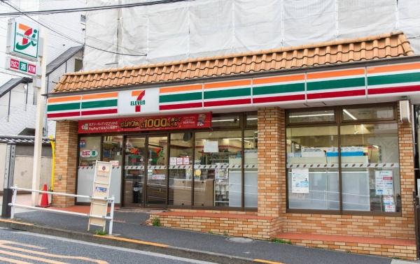 新宿区喜久井町の新築一戸建(セブンイレブン新宿喜久井町店)
