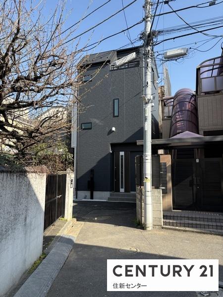 新宿区喜久井町の新築一戸建