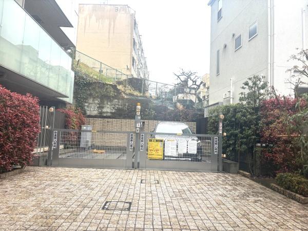 ロイヤルシーズン南麻布