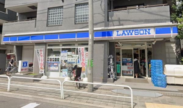 リムテラス世田谷下馬(ローソン下馬4丁目店)