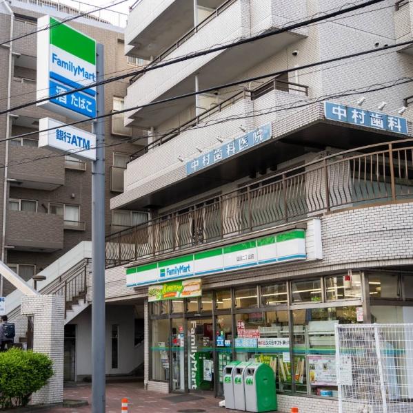 ルネ調布国領モア・クレスト(ファミリーマート国領二丁目店)
