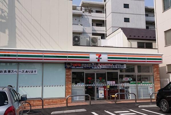 ルネ調布国領モア・クレスト(セブンイレブン調布国領町2丁目店)