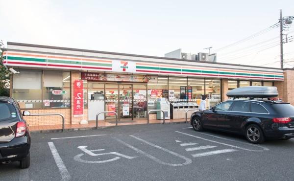 プラウド浜田山(セブンイレブン浜田山鎌倉街道店)