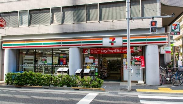 ガーラレジデンス本郷三丁目(セブンイレブン本郷店)