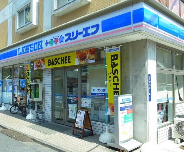ドミール千駄木(ローソン・スリーエフ台東谷中三丁目店)