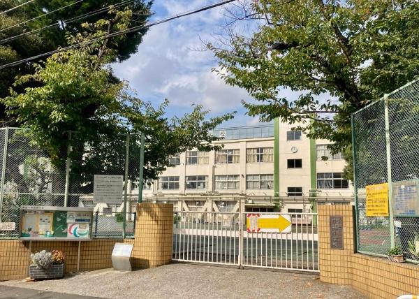 ライオンズヴィアーレ荏原中延(品川区立中延小学校)