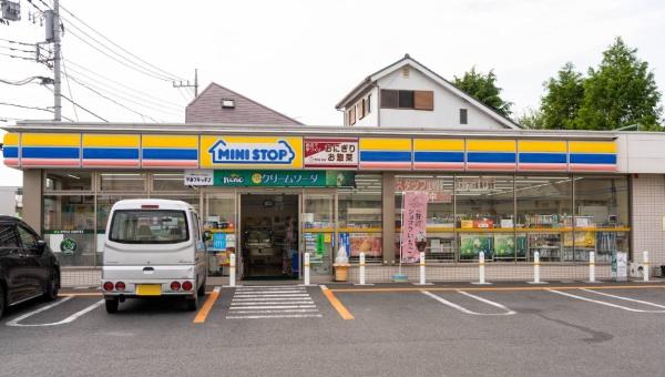 調布市染地３丁目の中古一戸建て(ミニストップ調布染地店)