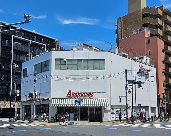 ラグジュアリーアパートメント文京根津(アブアブ赤札堂根津店)