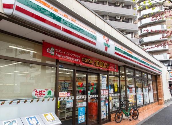 フォレステージ西早稲田(セブンイレブン西早稲田1丁目店)