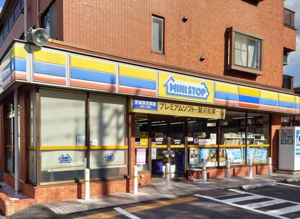 世田谷区成城９丁目の中古一戸建て(ミニストップ成城通店)