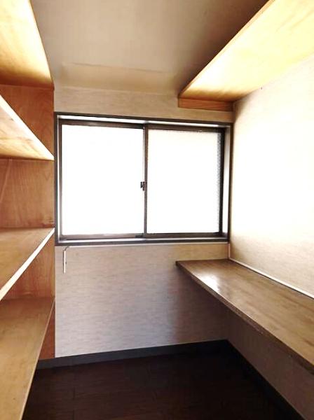 世田谷区成城９丁目の中古一戸建て