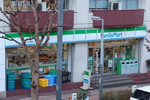 ハイネスロフティ(ファミリーマート新宿中央公園店)