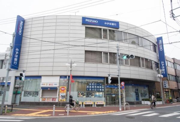 世田谷区砧３丁目の中古一戸建て(みずほ銀行祖師谷支店)
