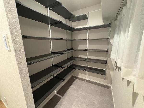 戸山ハイツ２７号棟