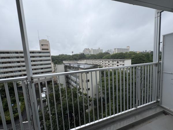 戸山ハイツ２７号棟