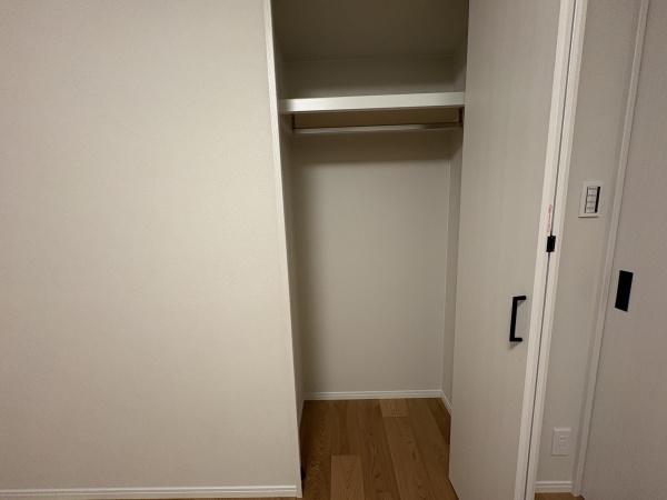 戸山ハイツ２７号棟