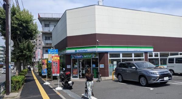 杉並区成田東１丁目の中古一戸建て(ファミリーマート杉並永福四丁目店)