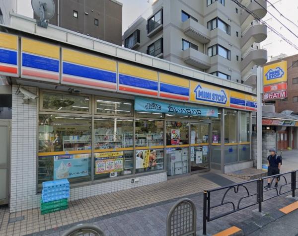 第二白金ハウス(ミニストップ白金6丁目店)