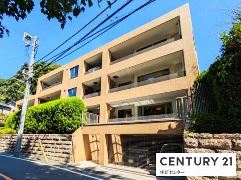 グランディオーゼ岡本