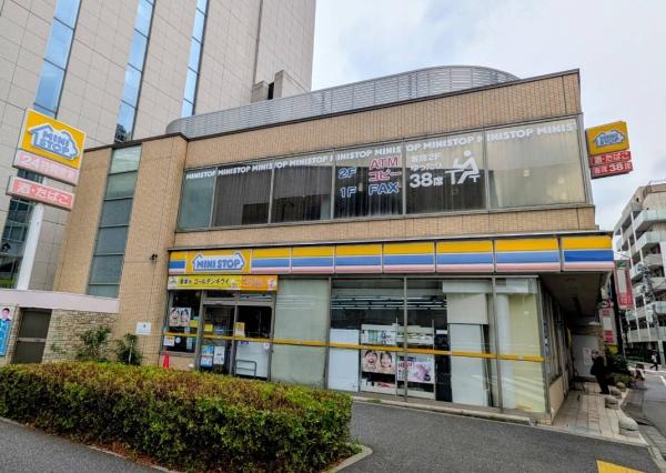 日神パレステージ信濃町(ミニストップ信濃町駅北口店)