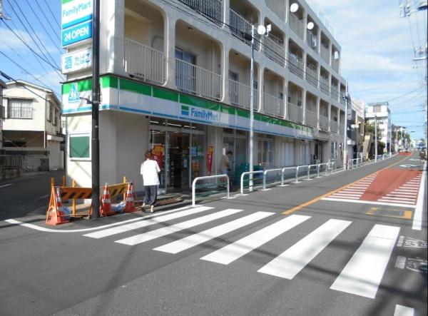 プラウド都立大学(ファミリーマート緑が丘一丁目店)