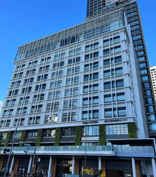 ライオンズマンションフェリス三田(港区立三田図書館)