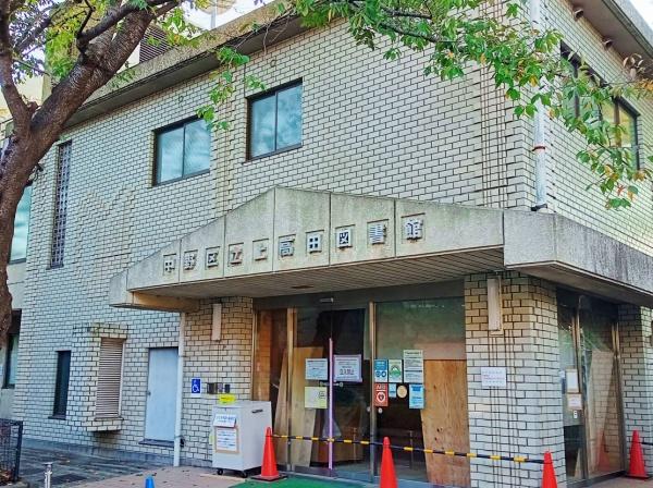 新宿区中落合４丁目の中古一戸建て(中野区立上高田図書館)