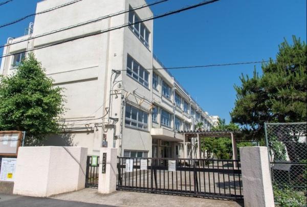 世田谷区等々力２丁目の土地(世田谷区立尾山台中学校)