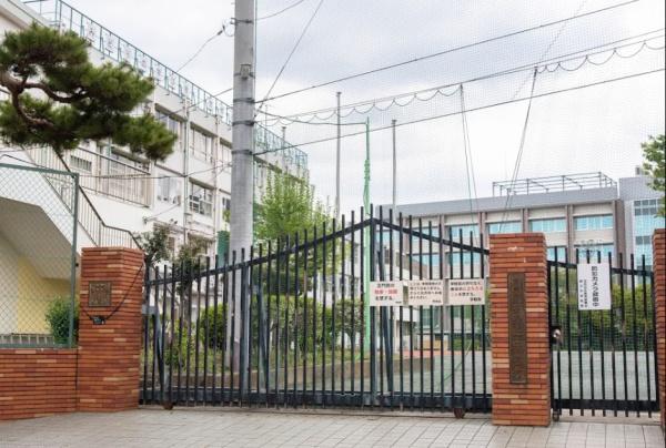 世田谷区船橋５丁目の中古一戸建て(世田谷区立緑丘中学校)