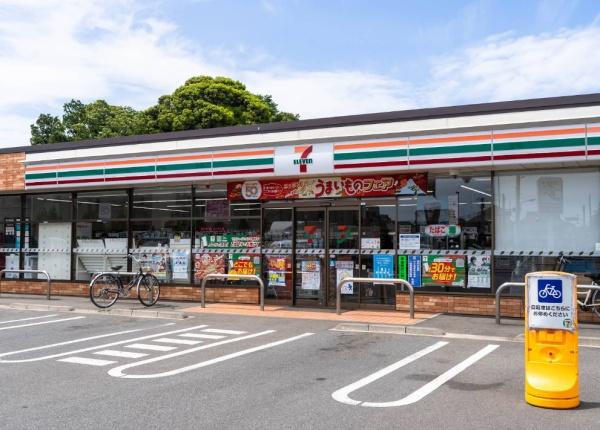 グランクレスト上祖師谷(セブンイレブン調布若葉町3丁目店)