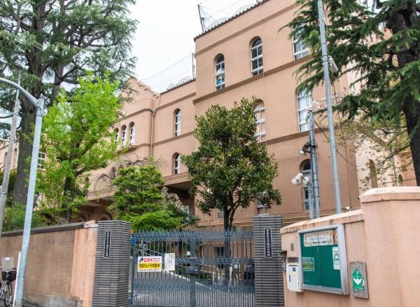 コープ戸山台(新宿区立早稲田小学校)
