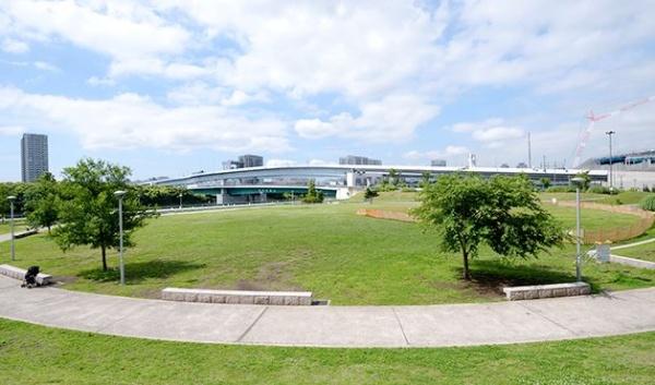 スカイズ　タワー＆ガーデン(豊洲六丁目公園)
