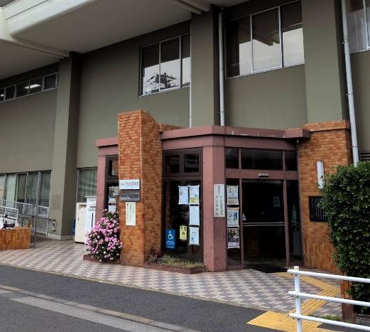 新宿区大久保２丁目の中古一戸建て(新宿区立戸山図書館)
