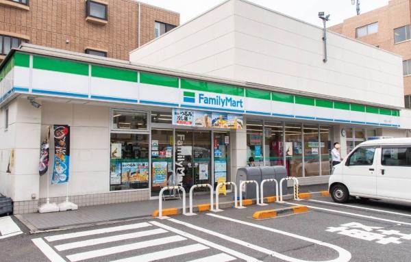 ディナ・スカーラ経堂南(ファミリーマート世田谷二丁目店)