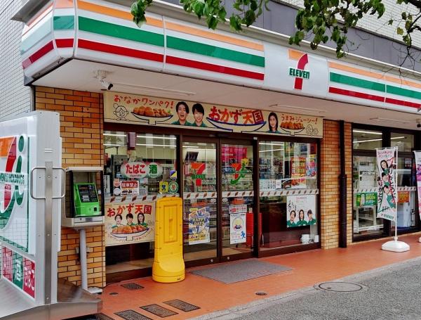 クレヴィア新宿若松町(セブンイレブン新宿若松町店)