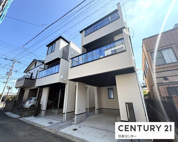 狛江市和泉本町３丁目の新築一戸建