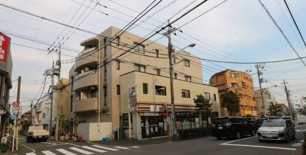マンション祐天寺(セブンイレブン下馬1丁目店)