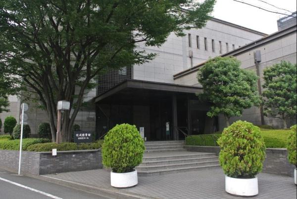 中野区弥生町４丁目の新築一戸建(立正佼成会付属佼成図書館)
