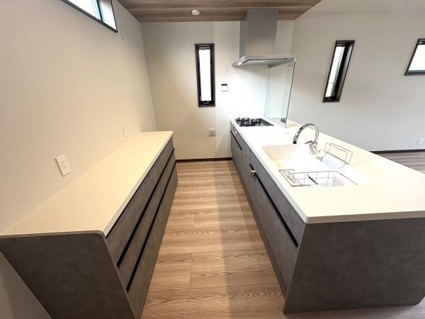 中野区弥生町４丁目の新築一戸建