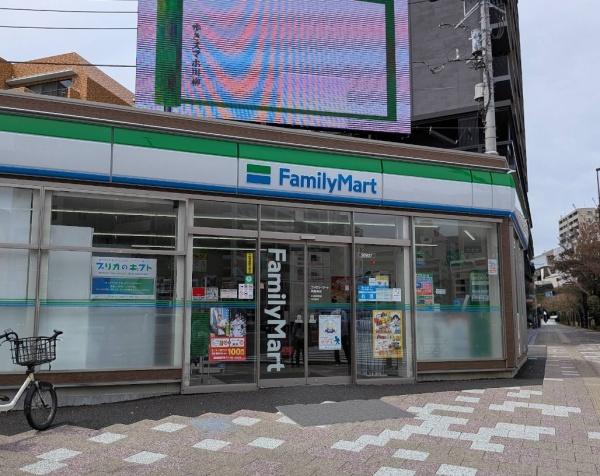 朝日メトロステージ西巣鴨(ファミリーマート西巣鴨店)