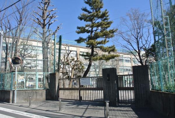 ボヌール高井戸(杉並区立富士見丘小学校)