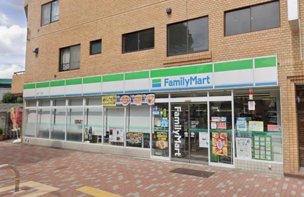 ヒルズ千早町(ファミリーマート向原一丁目店)