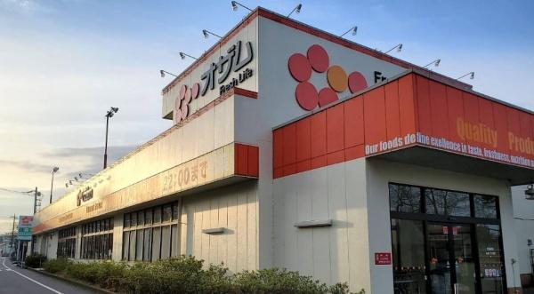 ファミネス調布(スーパーオザム調布多摩川店)