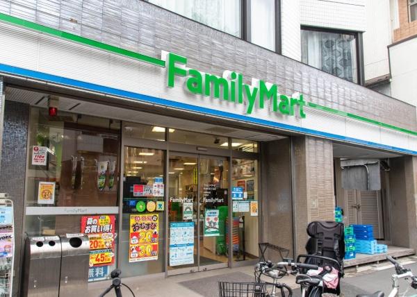 オリエンタル南麻布(ファミリーマート南麻布四丁目店)