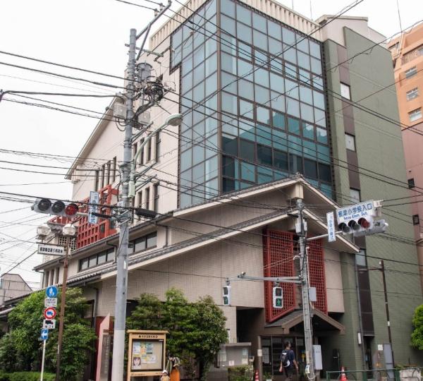 センチュリーマンション根津(文京区立根津図書室)