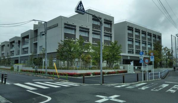 パークハイム若林(世田谷区立世田谷中学校)